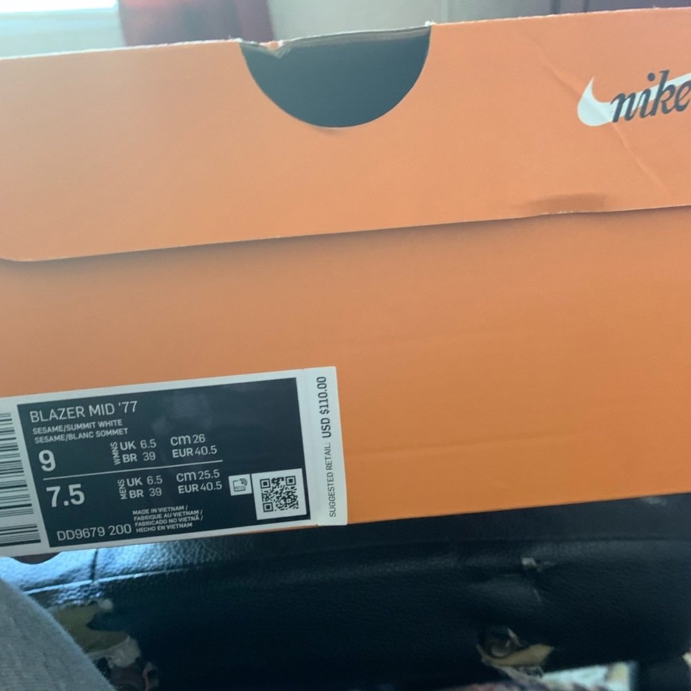 Nike blazer